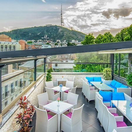 River Side Hotel Tbilisi Exteriér fotografie Sky Bar