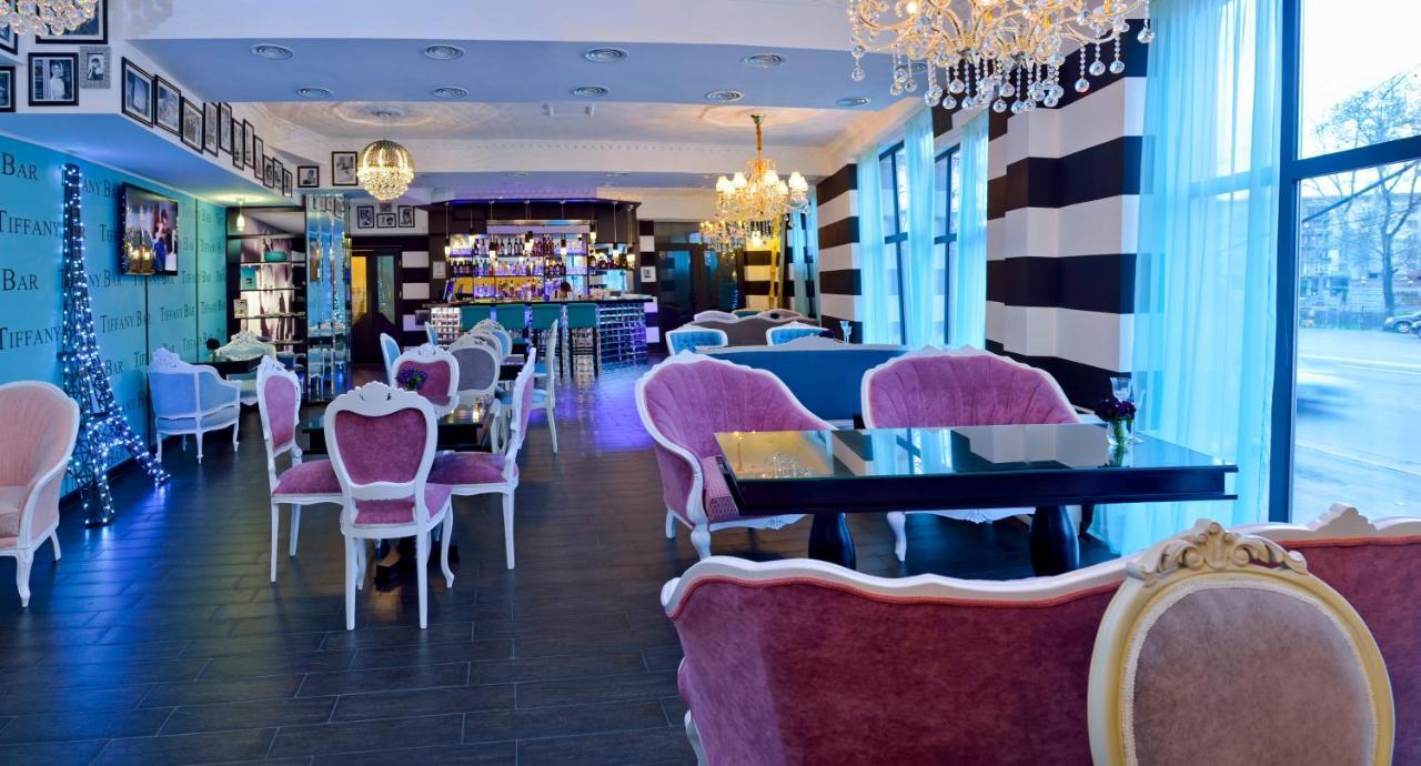 River Side Hotel Tbilisi Exteriér fotografie Restaurant