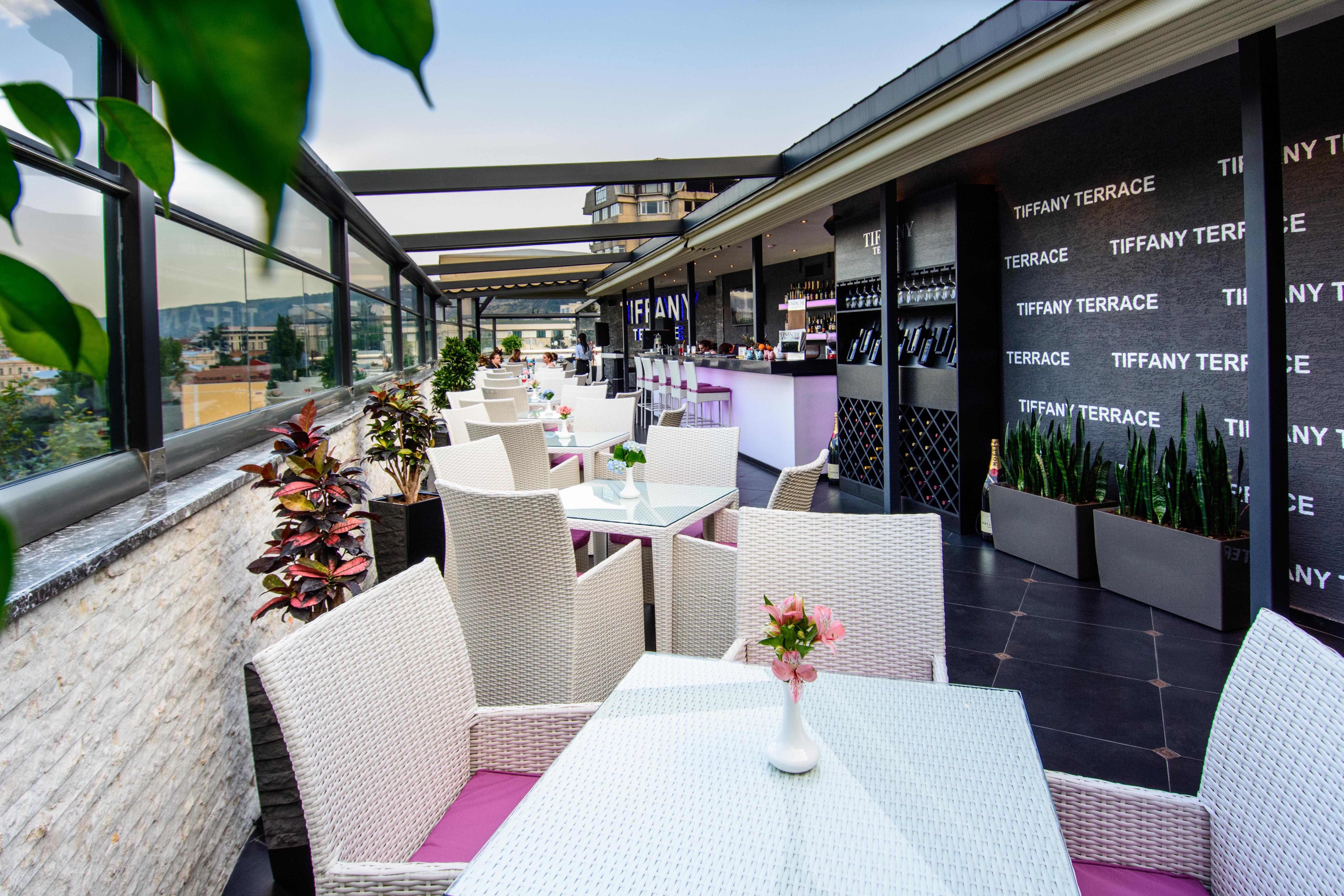 River Side Hotel Tbilisi Exteriér fotografie The Terrace